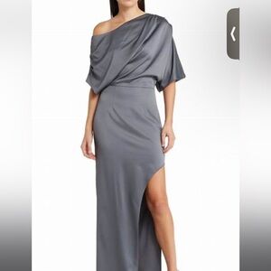NWT Gray Off-Shoulder Elliatt Dress in Medium